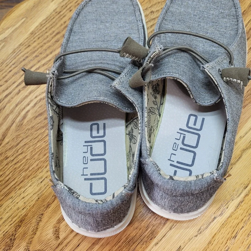 Hey Dude Wendy Linen Gray/Iron Slip On Shoes Women's Size 7
